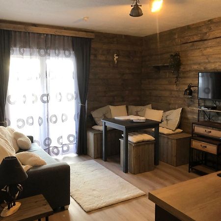 Appartement Zirbenduft Ferienhaus Fuenf Sinne Döbriach Buitenkant foto