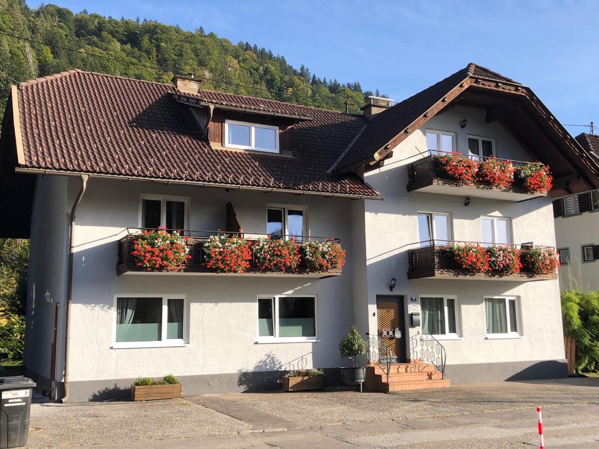 Appartement Zirbenduft Ferienhaus Fuenf Sinne Döbriach Buitenkant foto